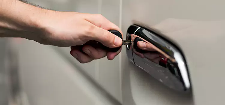 Why Choose Our Auto Locksmith Team in South St. Paul, MN?